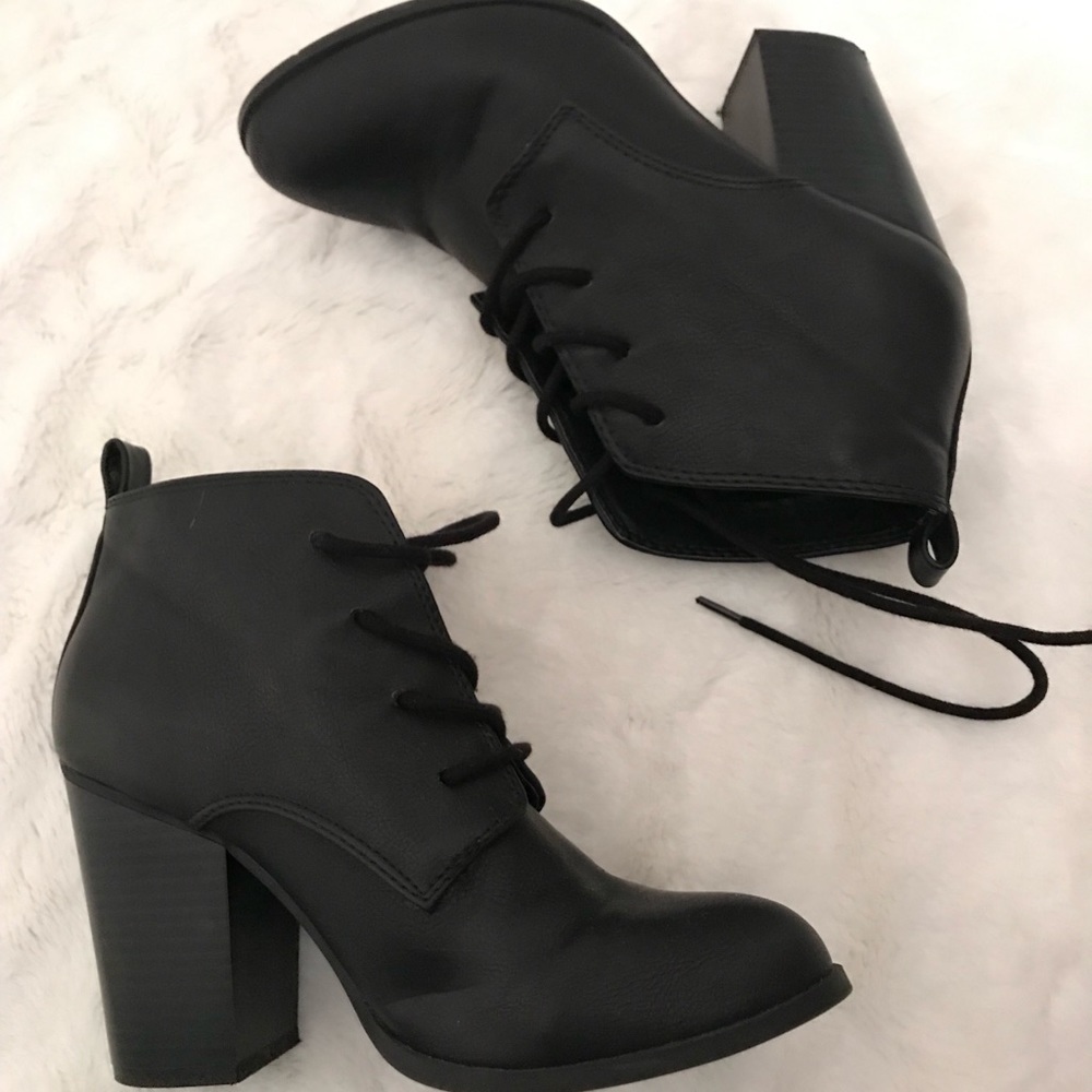 Women’s leather booties